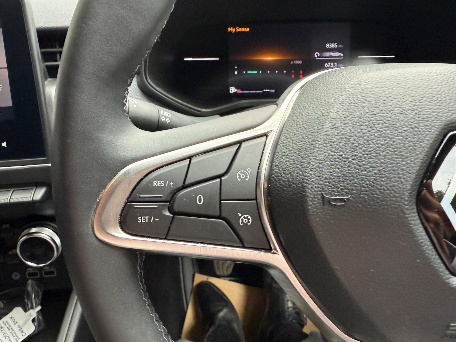 Used Renault Clio 2024 for sale - 76136709: Photo 19
