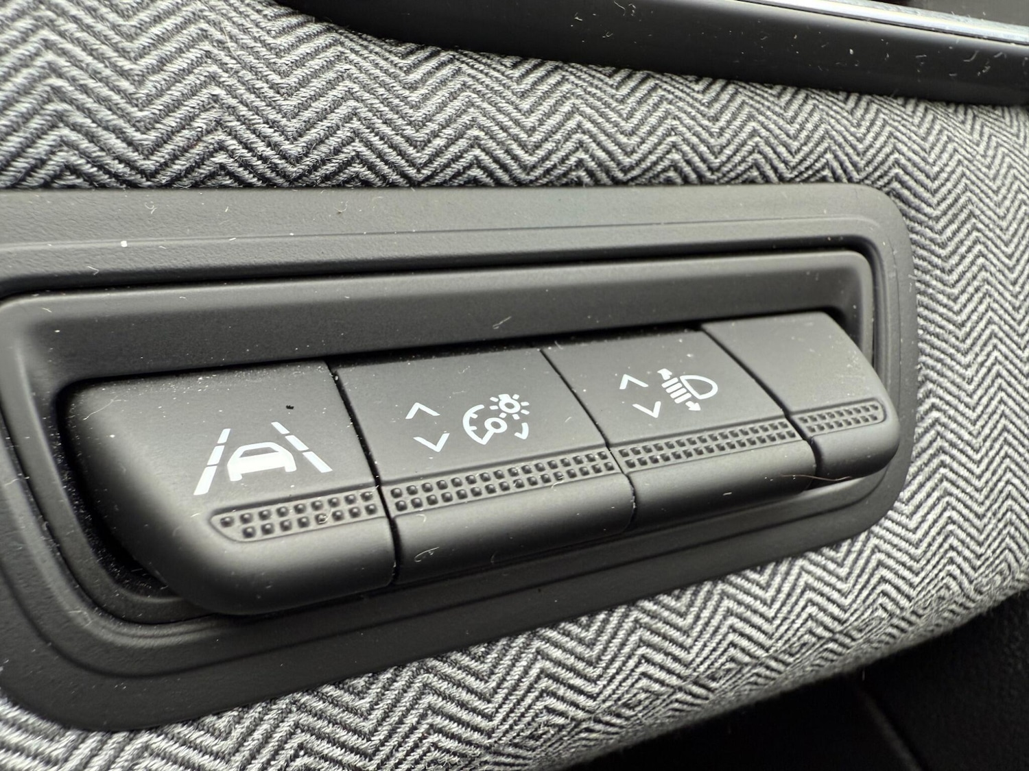 Used Renault Clio 2024 for sale - 76136709: Photo 24