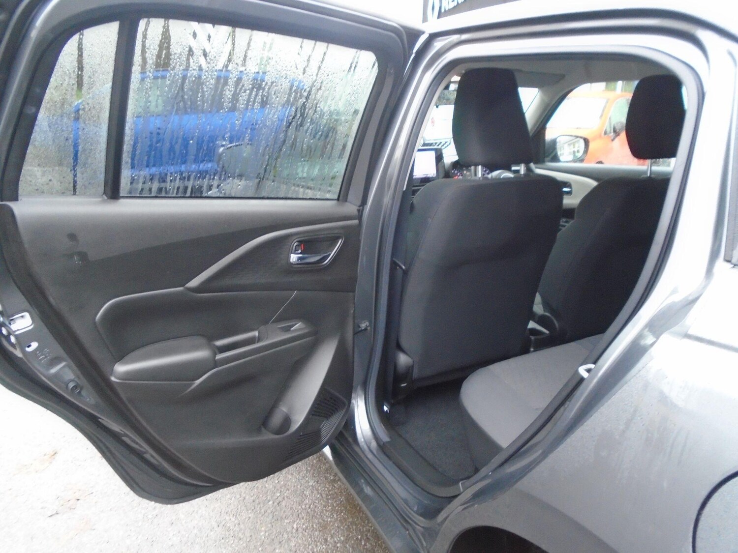 Used Suzuki Swift 2024 for sale - 77029433: Photo 28