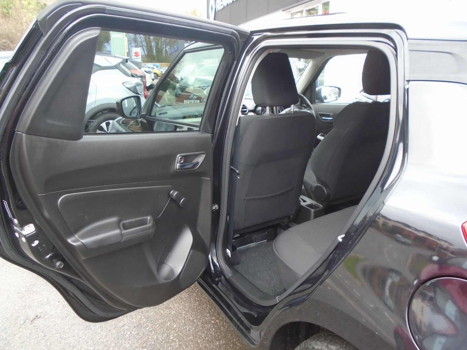 Used Suzuki Swift 2021 for sale - 77306351: Photo 26