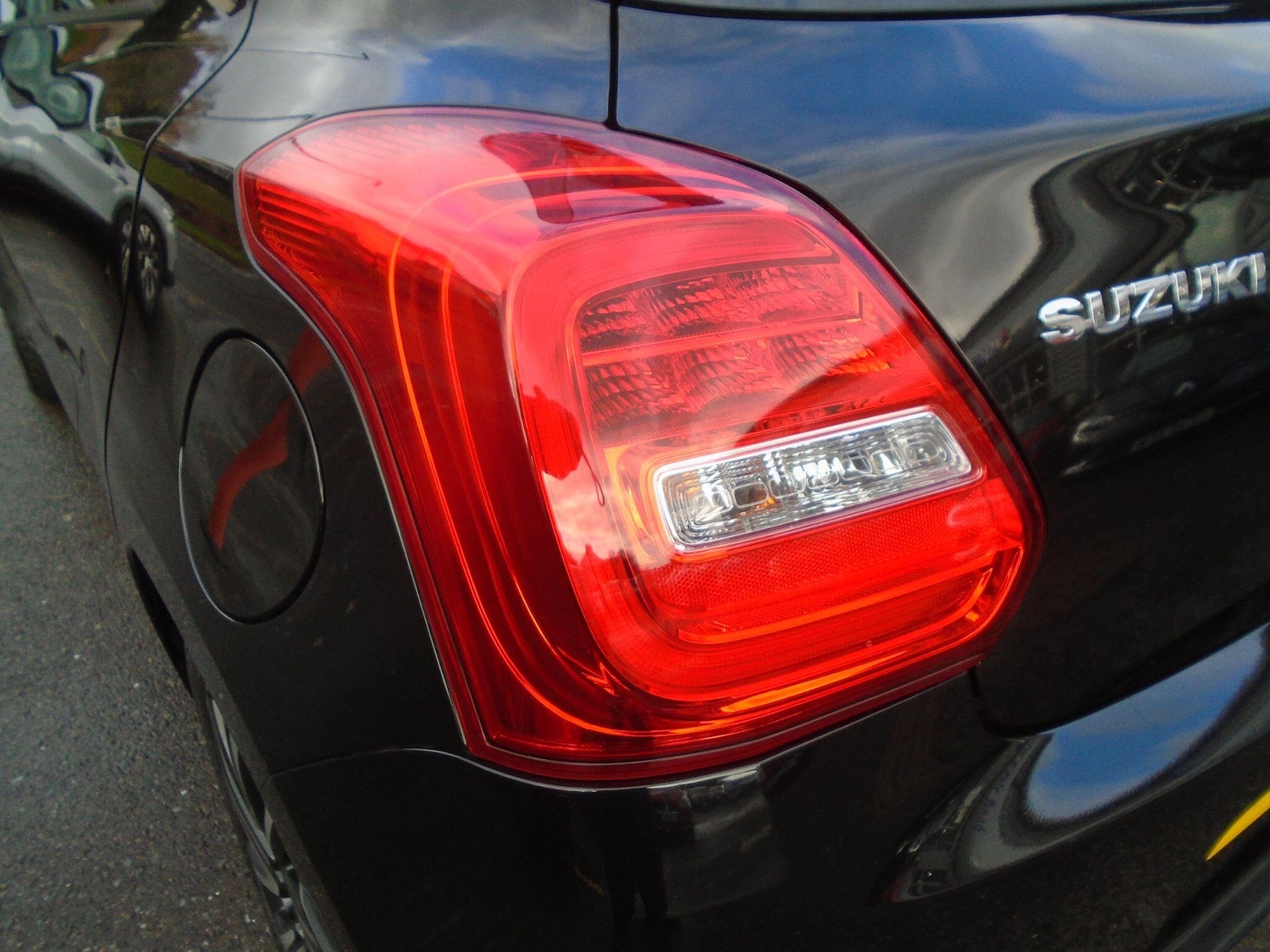 Used Suzuki Swift 2021 for sale - 77306351: Photo 9