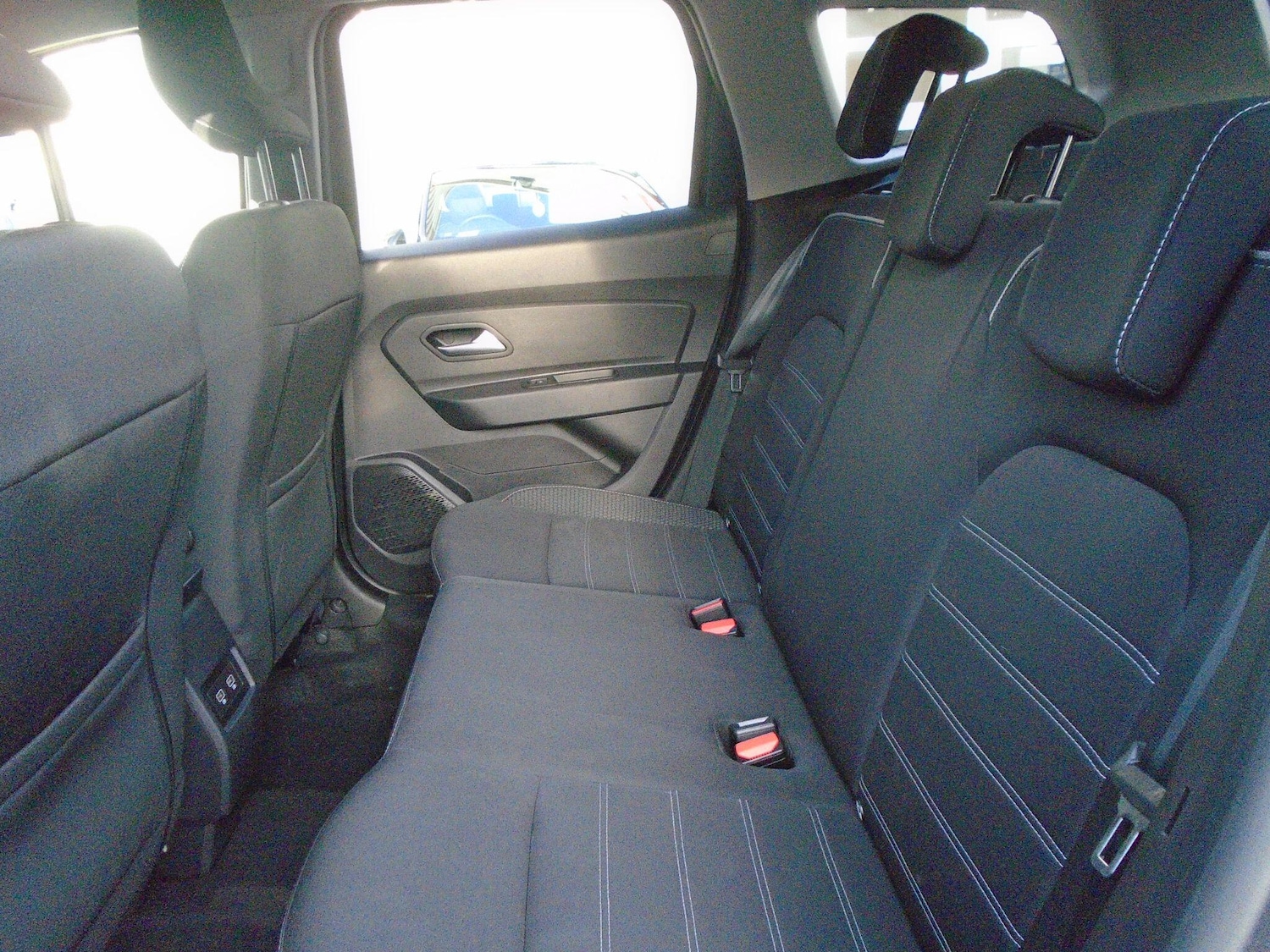 Used Dacia Duster 2022 for sale - 76645393: Photo 33