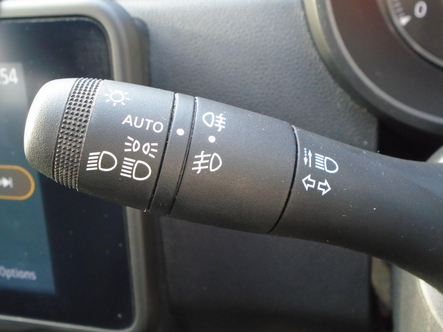 Used Dacia Duster 2022 for sale - 76645393: Photo 47