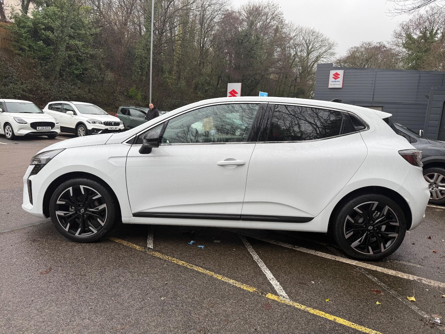 Used Renault Clio 2026 for sale - 77456065: Photo 4