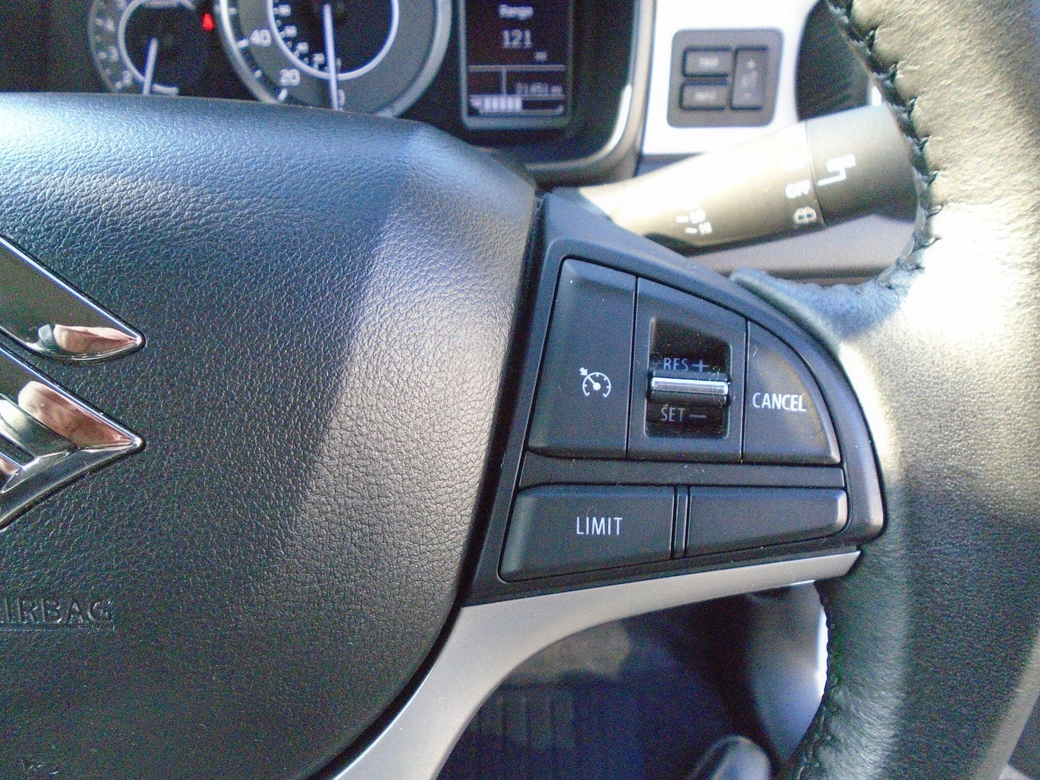 Used Suzuki Ignis for sale - 77753722: Photo 40