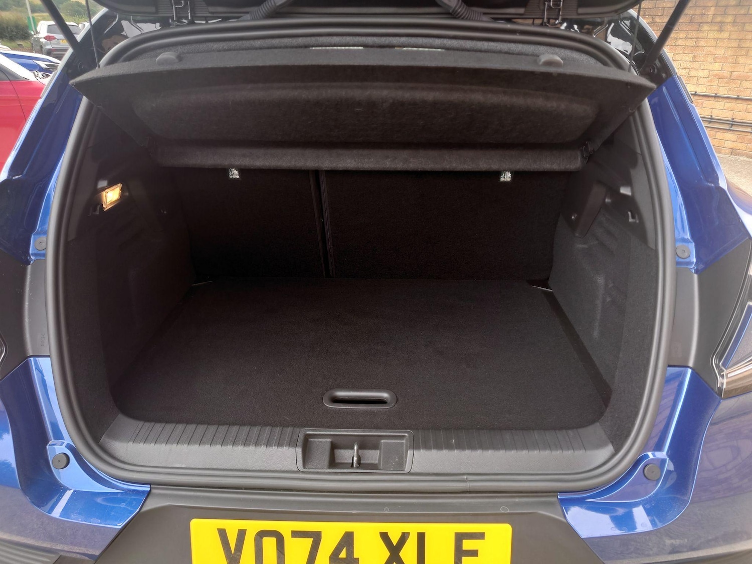 Used Renault Captur 2024 for sale - 76644970: Photo 15