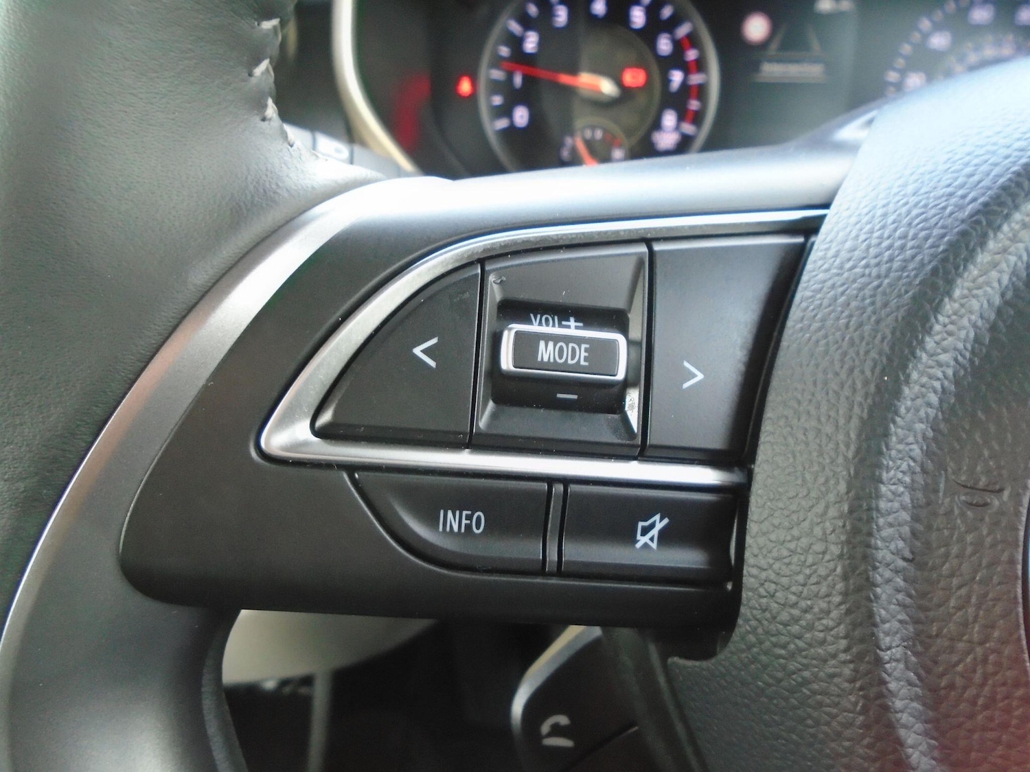 Used Suzuki Swift 2025 for sale - 77155407: Photo 44