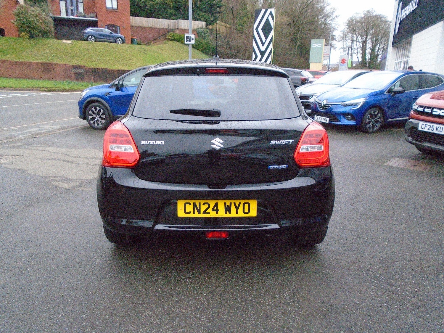 Used Suzuki Swift 2024 for sale - 77598513: Photo 10