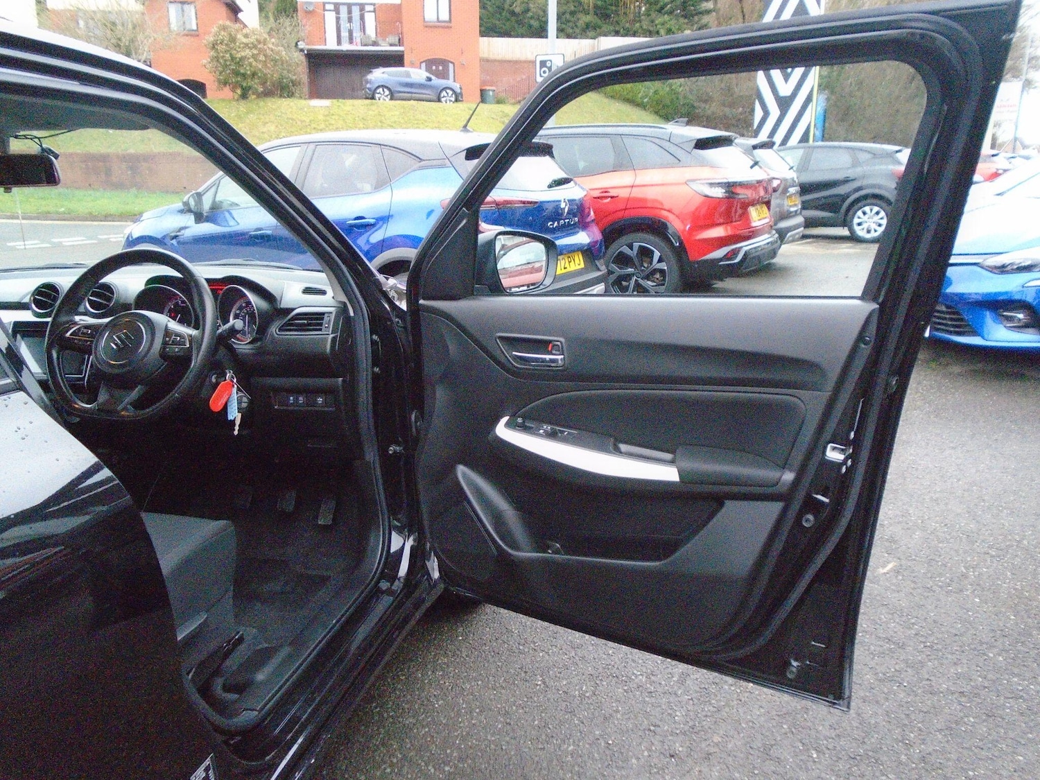 Used Suzuki Swift 2024 for sale - 77598513: Photo 15