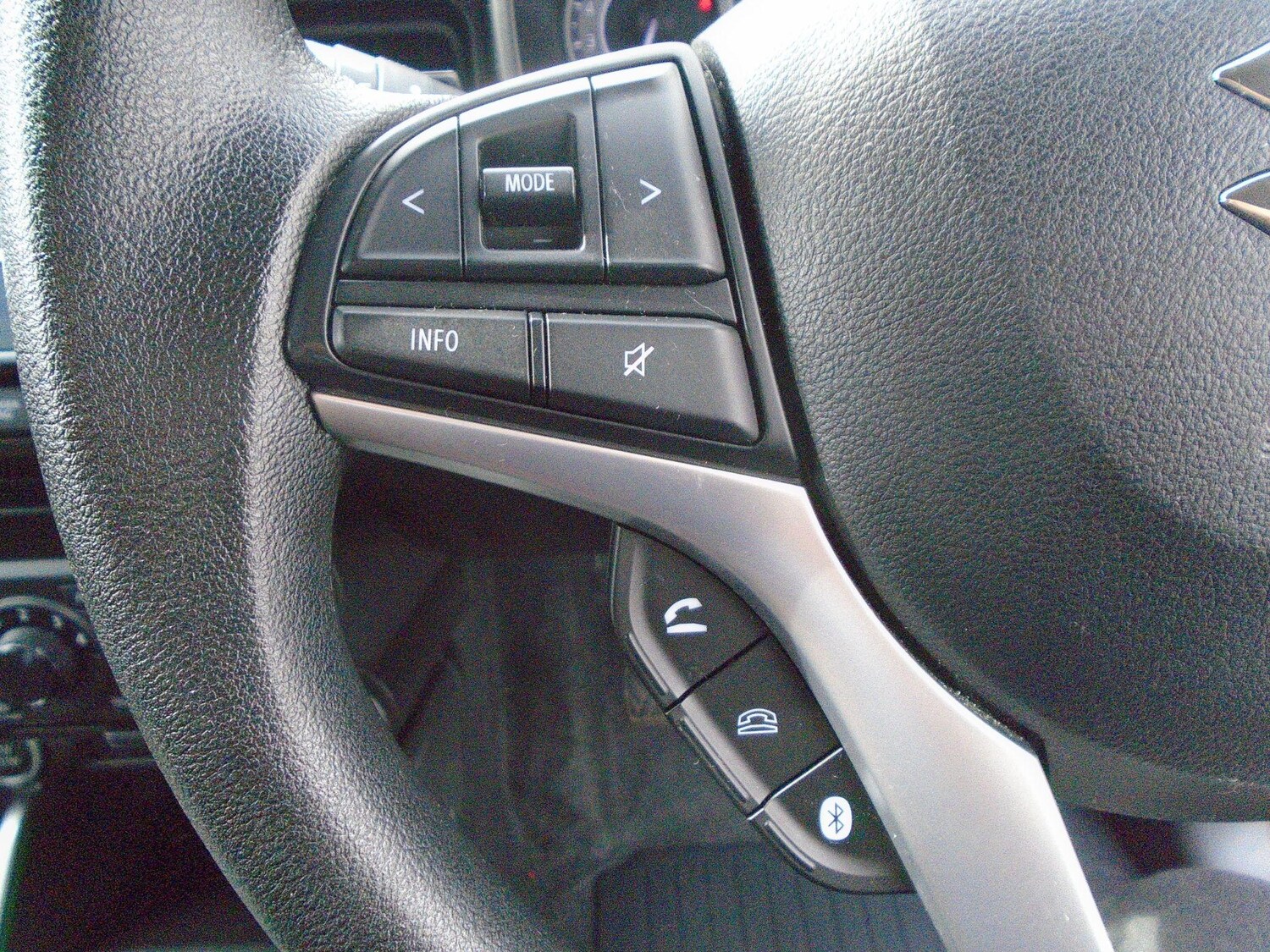 Used Suzuki Ignis 2023 for sale - 76645492: Photo 37