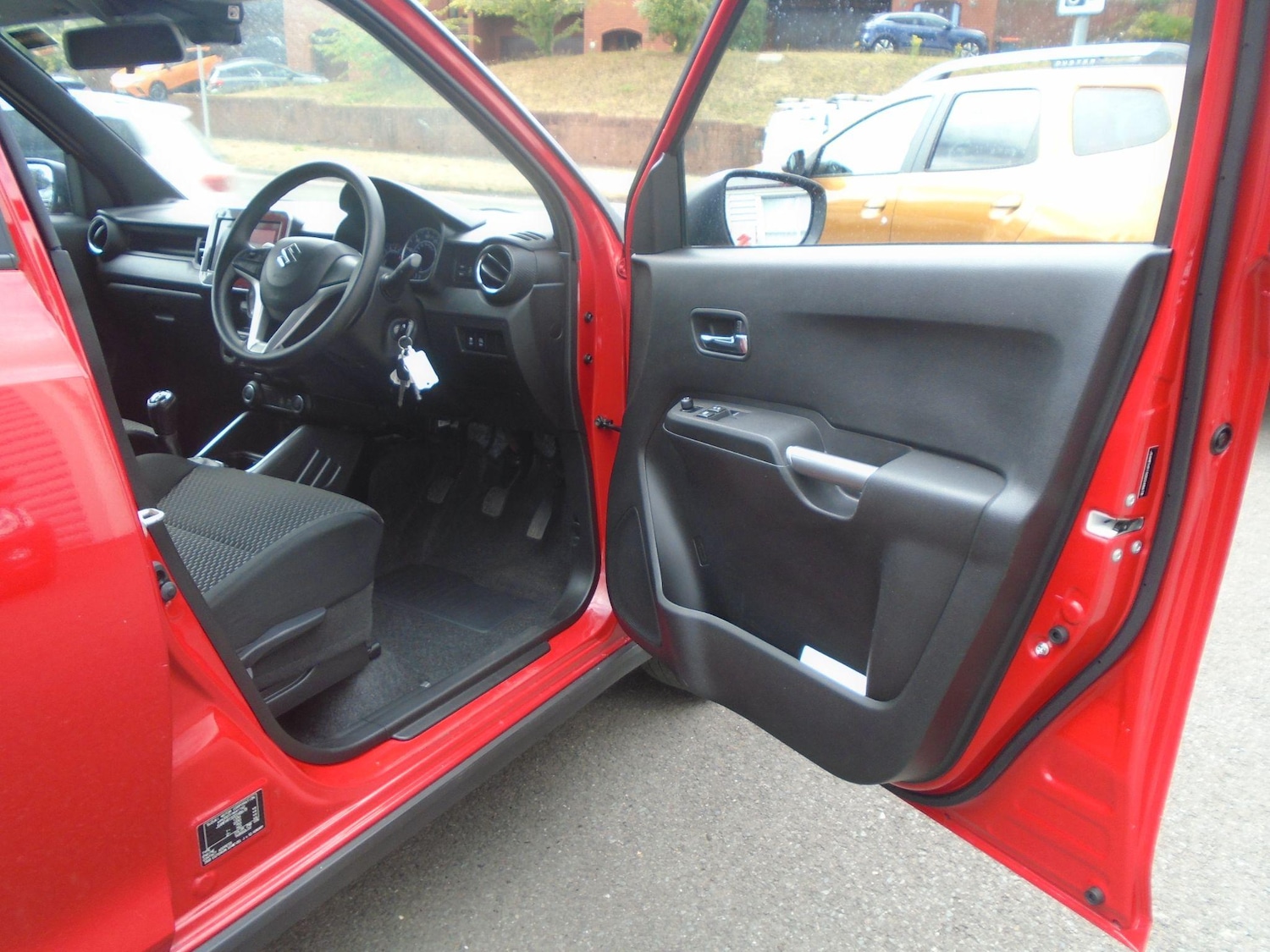 Used Suzuki Ignis 2023 for sale - 76349032: Photo 15