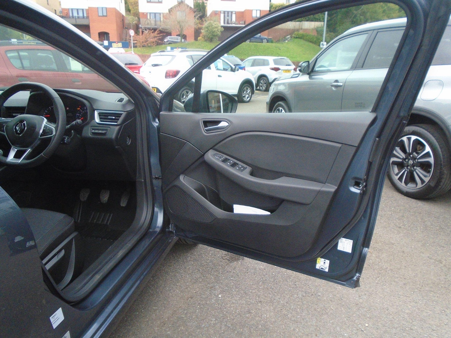 Used Renault Clio 2022 for sale - 76645679: Photo 19