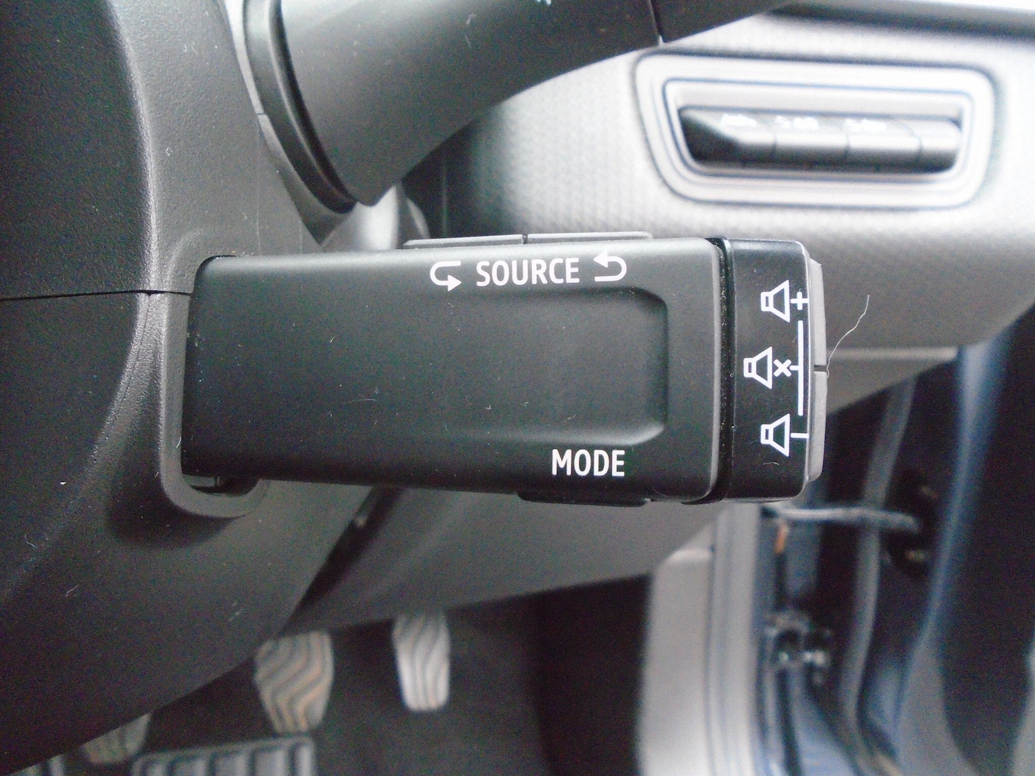 Used Renault Clio 2022 for sale - 76645679: Photo 46