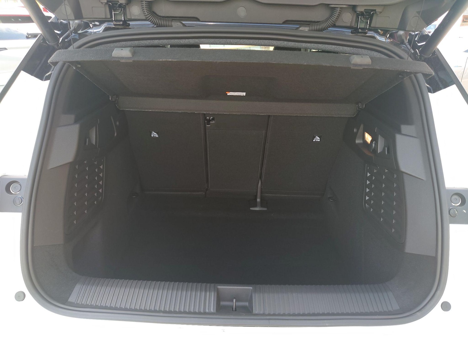 Used Renault Scenic E-Tech 2025 for sale - 76645448: Photo 15