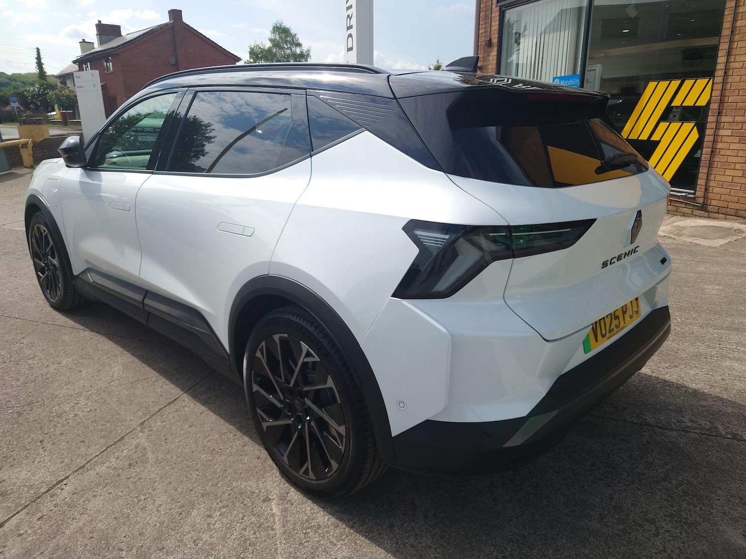 Used Renault Scenic E-Tech 2025 for sale - 76645448: Photo 5