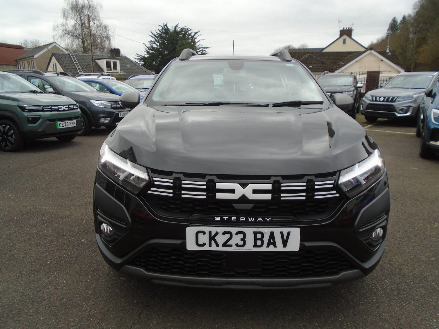 Used Dacia Sandero Stepway for sale - 77683623: Photo 2