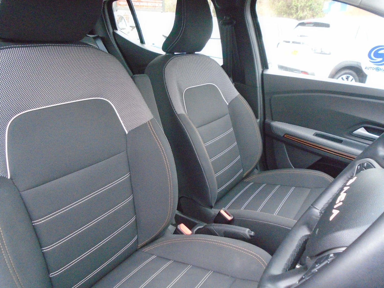 Used Dacia Sandero Stepway for sale - 77683623: Photo 23