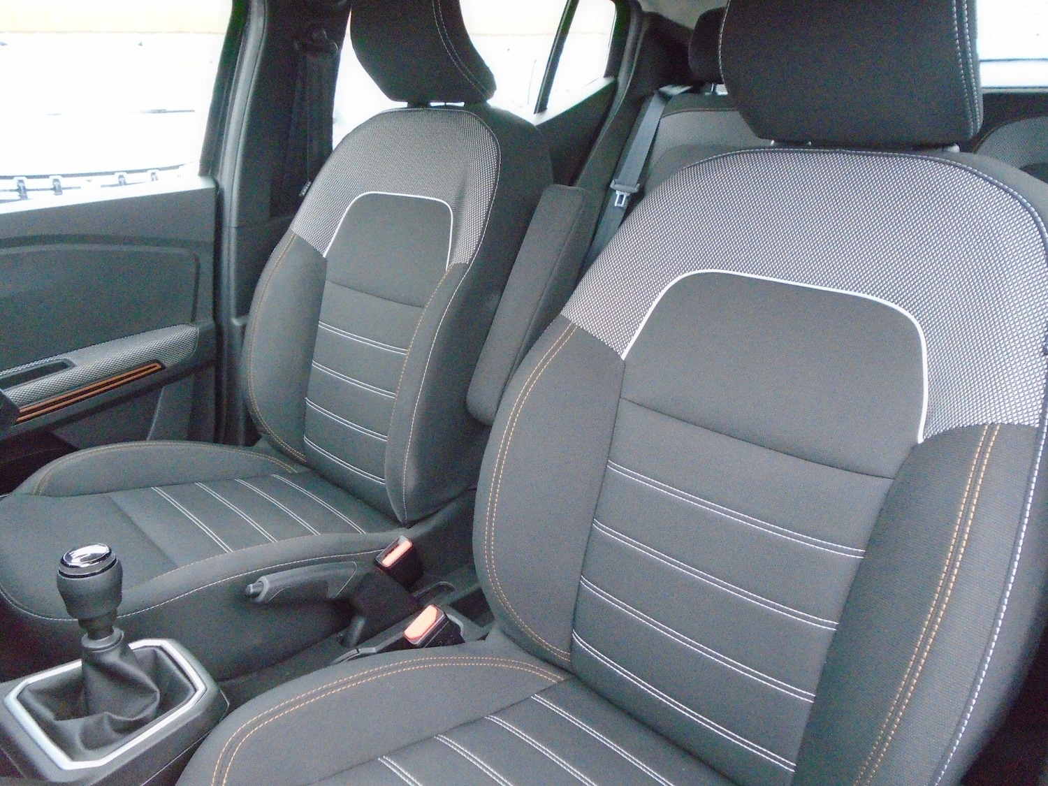 Used Dacia Sandero Stepway for sale - 77683623: Photo 30