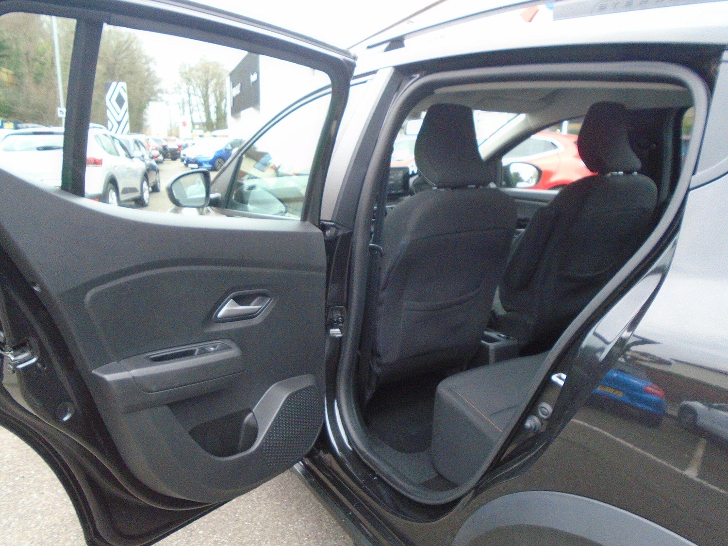 Used Dacia Sandero Stepway for sale - 77683623: Photo 31