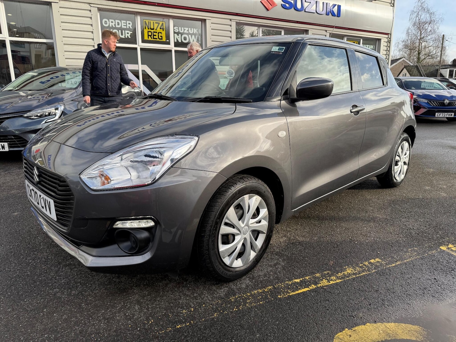 Used Suzuki Swift 2020 for sale - 77344625: Photo 11