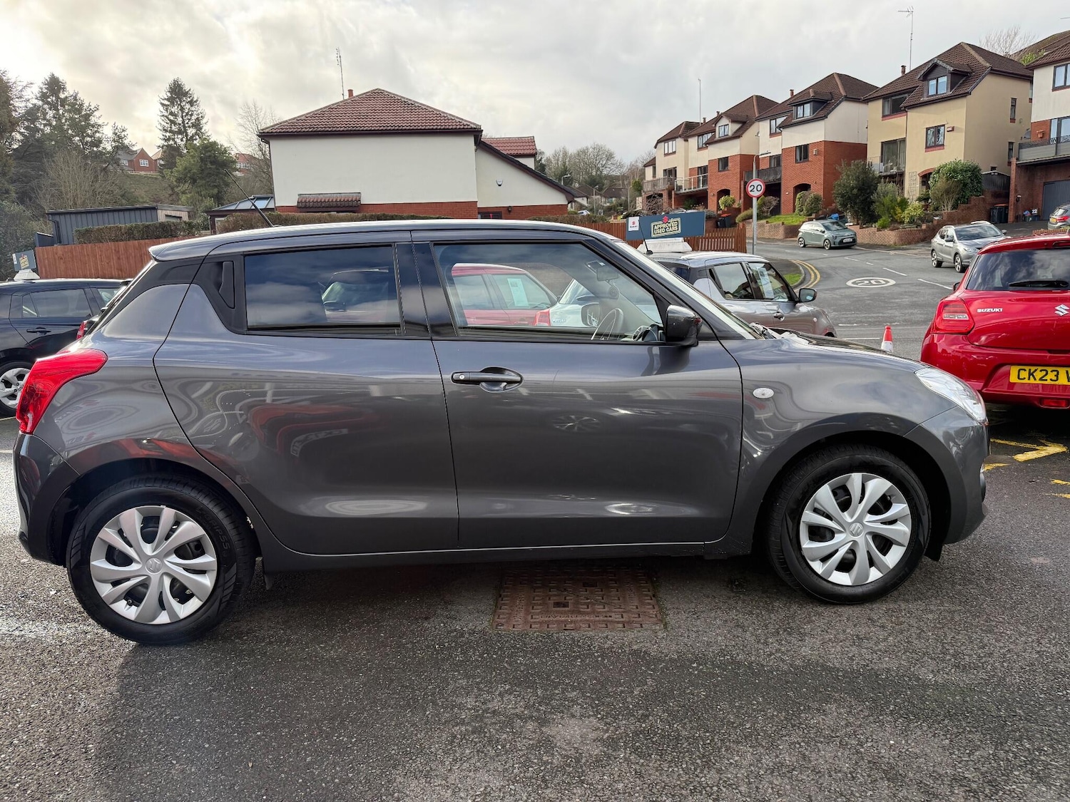 Used Suzuki Swift 2020 for sale - 77344625: Photo 4