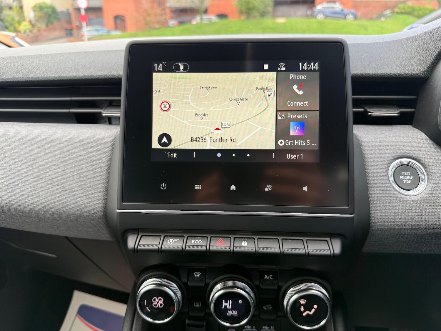 Used Renault Clio 2025 for sale - 76645520: Photo 23