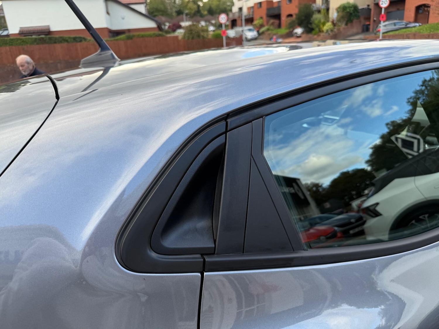 Used Renault Clio 2025 for sale - 76645520: Photo 30