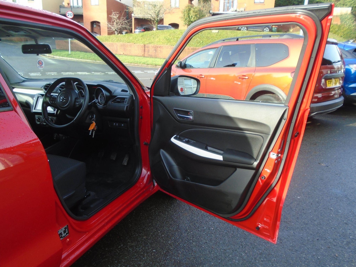 Used Suzuki Swift 2023 for sale - 77144476: Photo 16