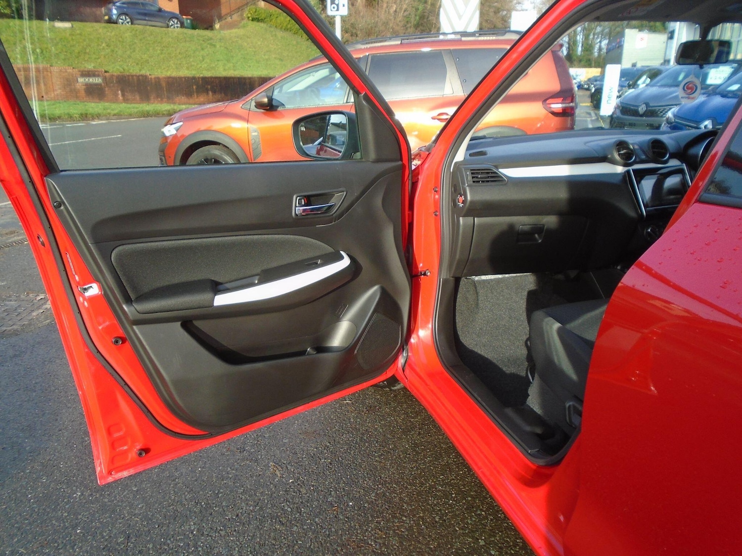 Used Suzuki Swift 2023 for sale - 77144476: Photo 23