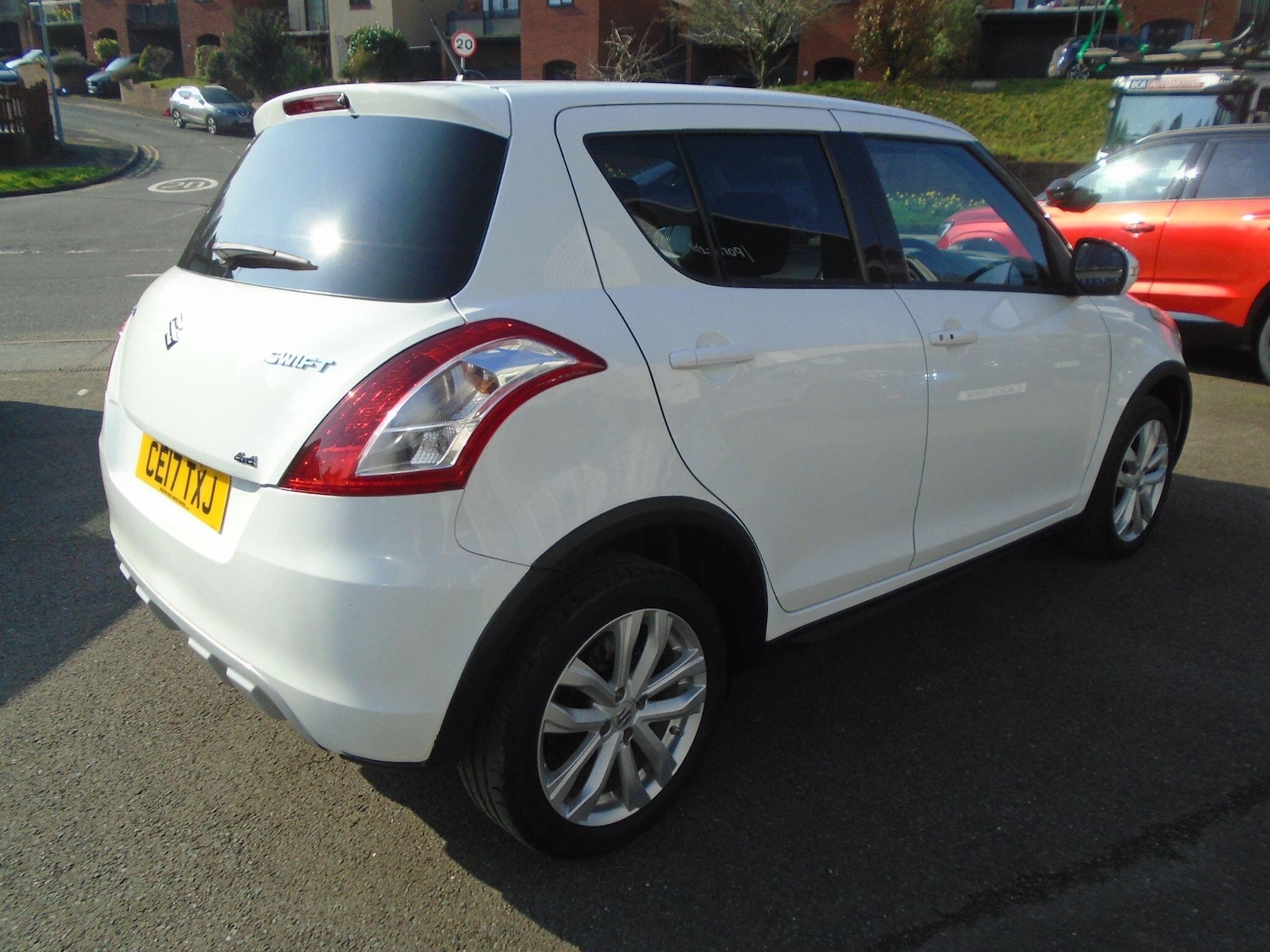 Used Suzuki Swift 2017 for sale - 77754054: Photo 12