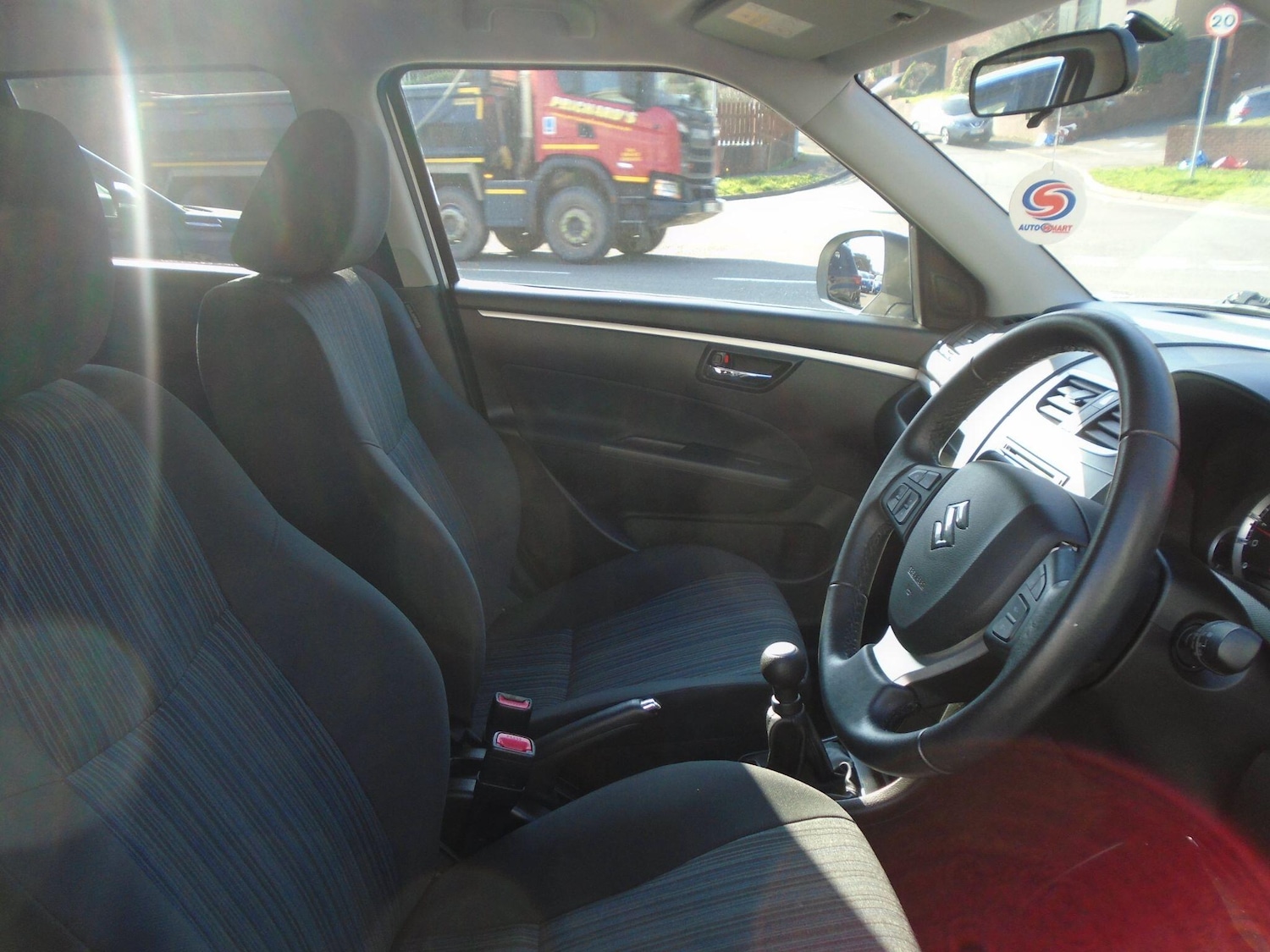 Used Suzuki Swift 2017 for sale - 77754054: Photo 18