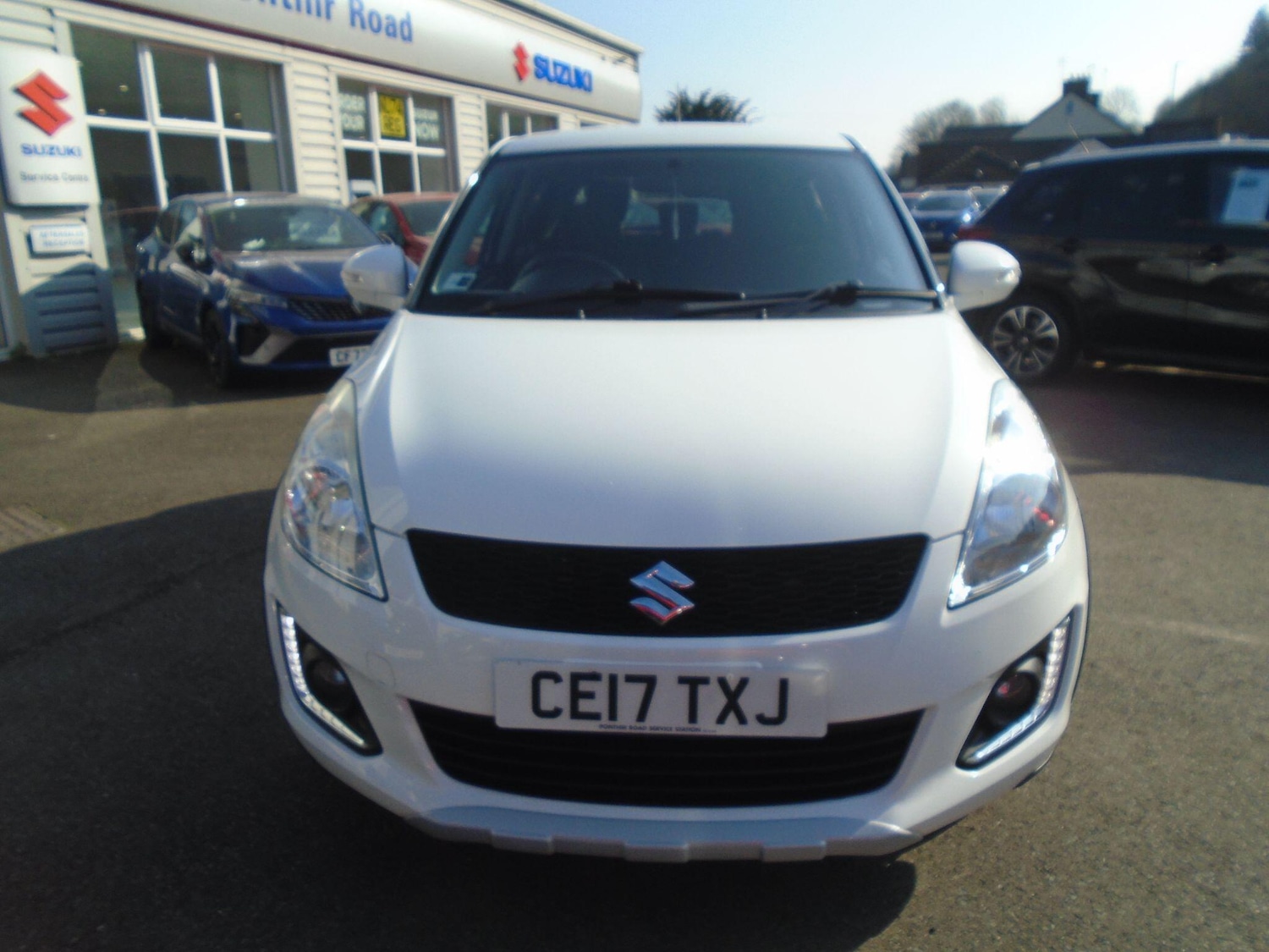 Used Suzuki Swift 2017 for sale - 77754054: Photo 2