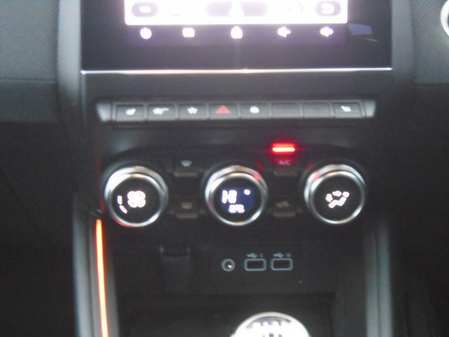 Used Renault Clio 2023 for sale - 77021118: Photo 37