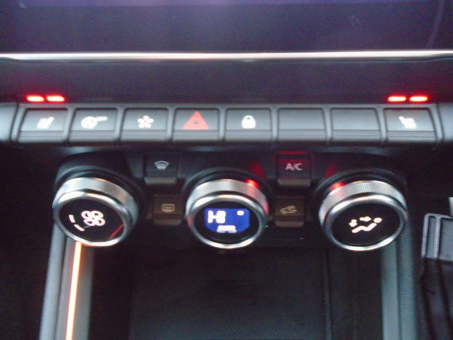 Used Renault Clio 2023 for sale - 77021118: Photo 40