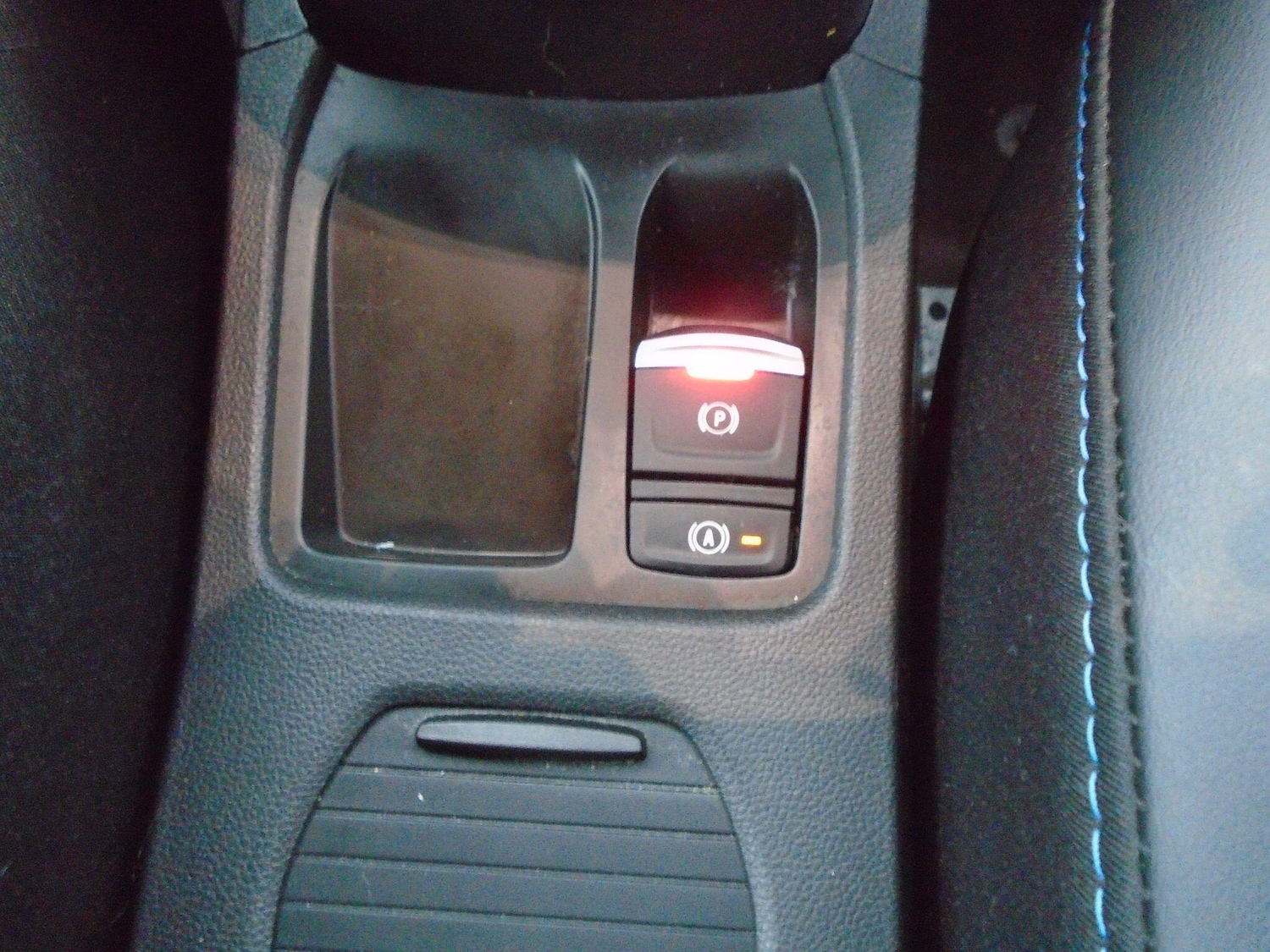 Used Renault Clio 2023 for sale - 77021118: Photo 42