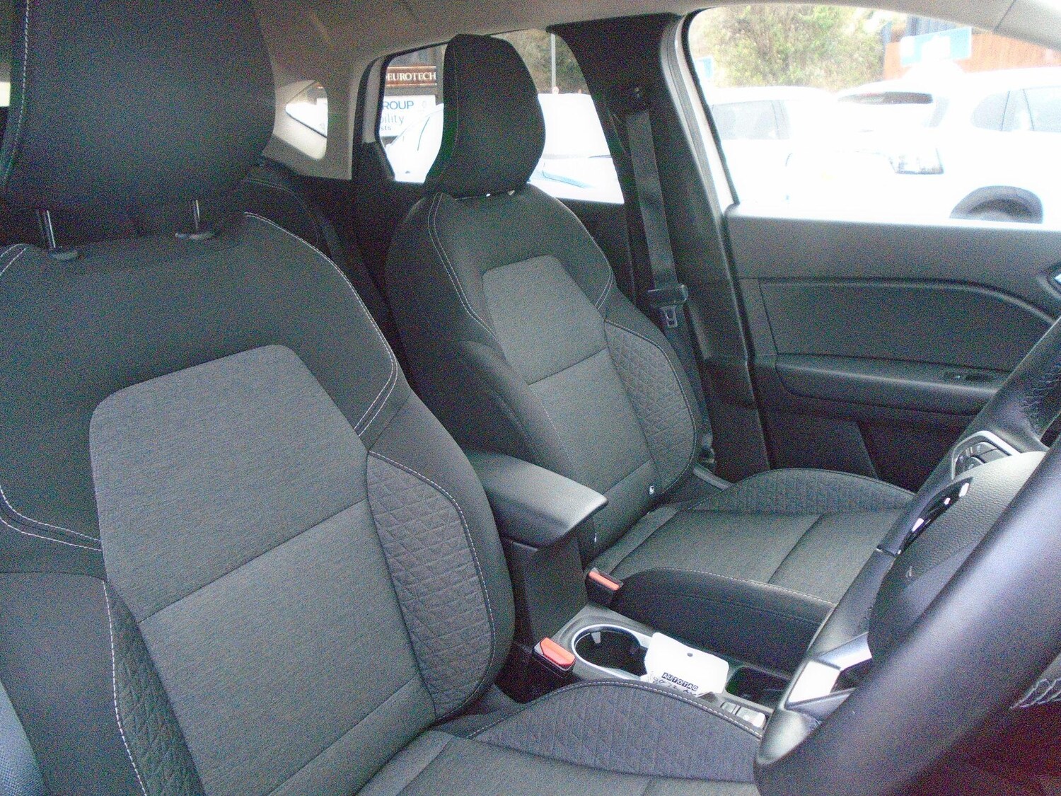 Used Renault Captur for sale - 77684084: Photo 20