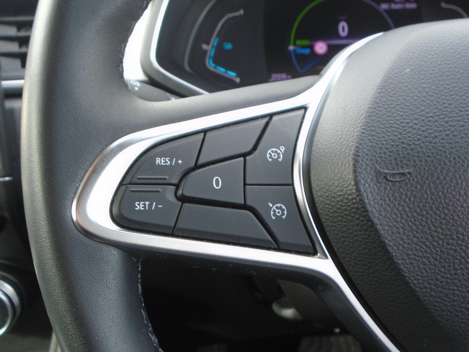 Used Renault Captur for sale - 77684084: Photo 43