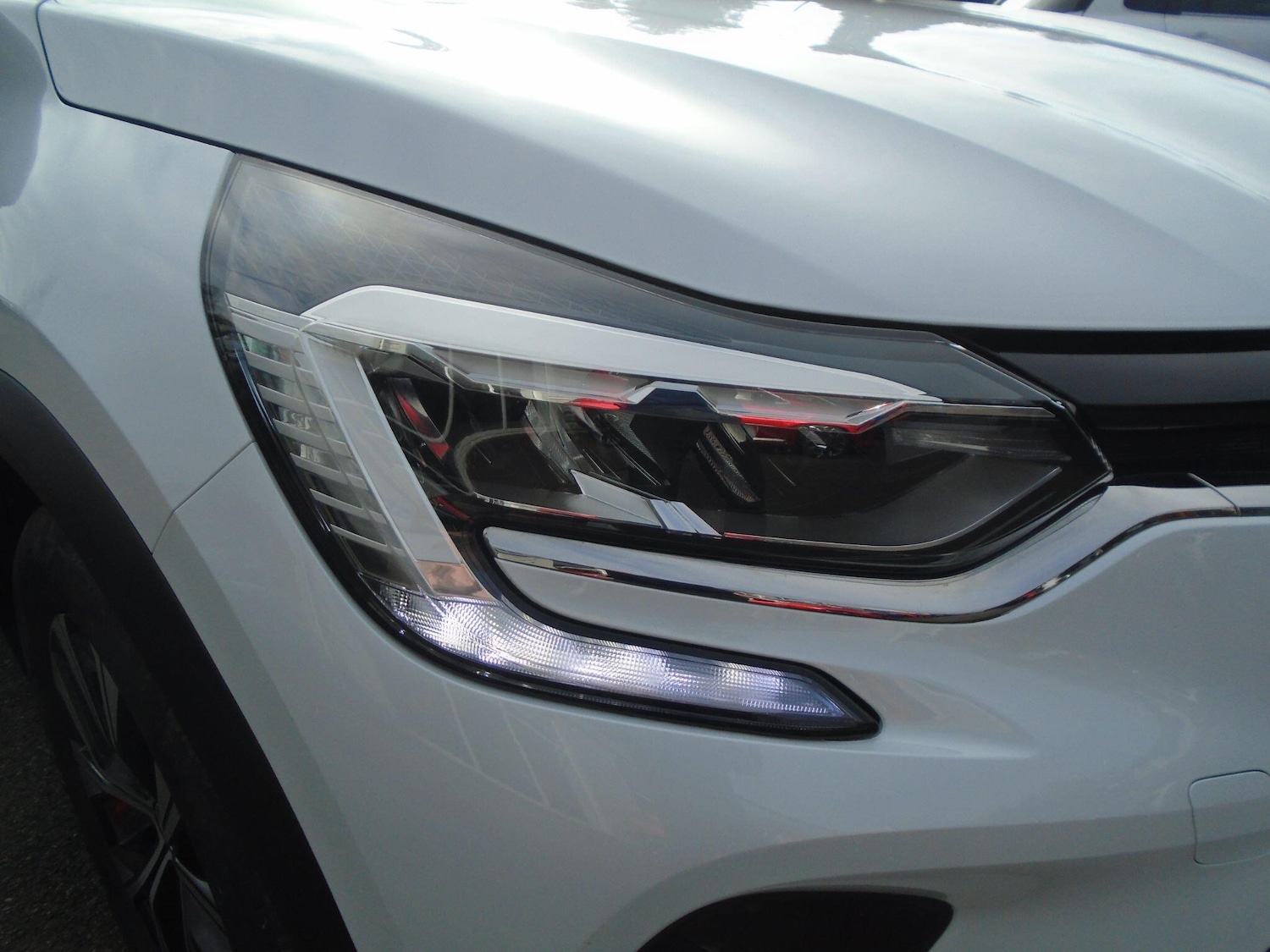 Used Renault Captur for sale - 77684084: Photo 5