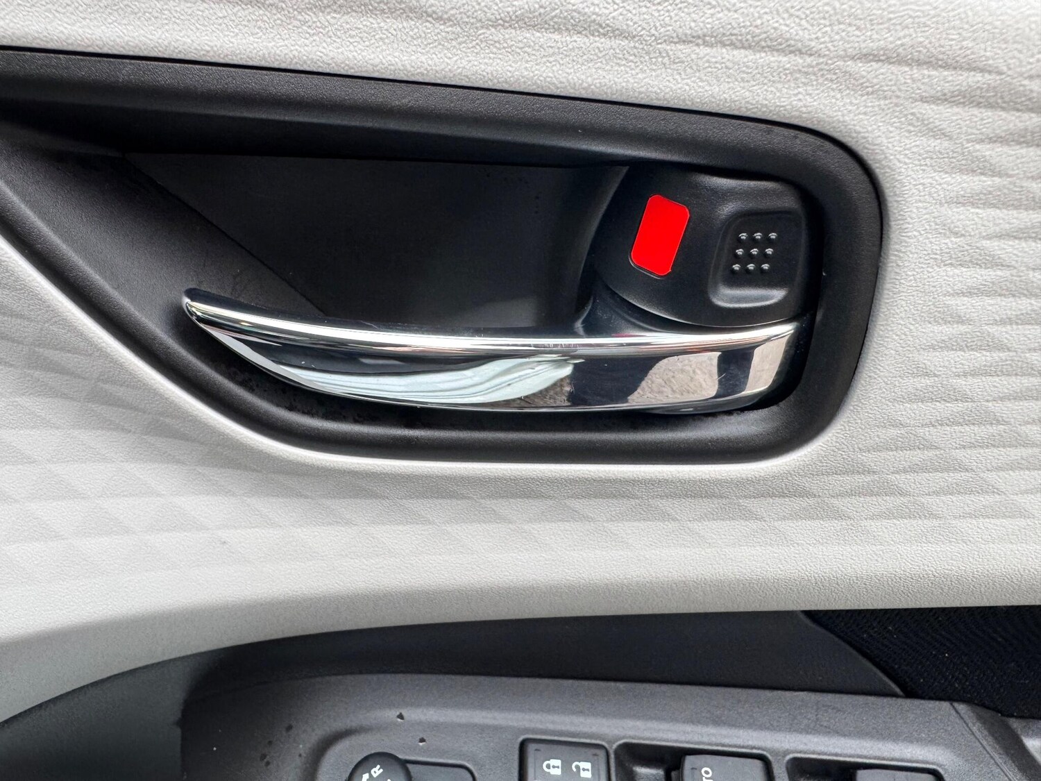 Used Suzuki Swift 2025 for sale - 76646330: Photo 18