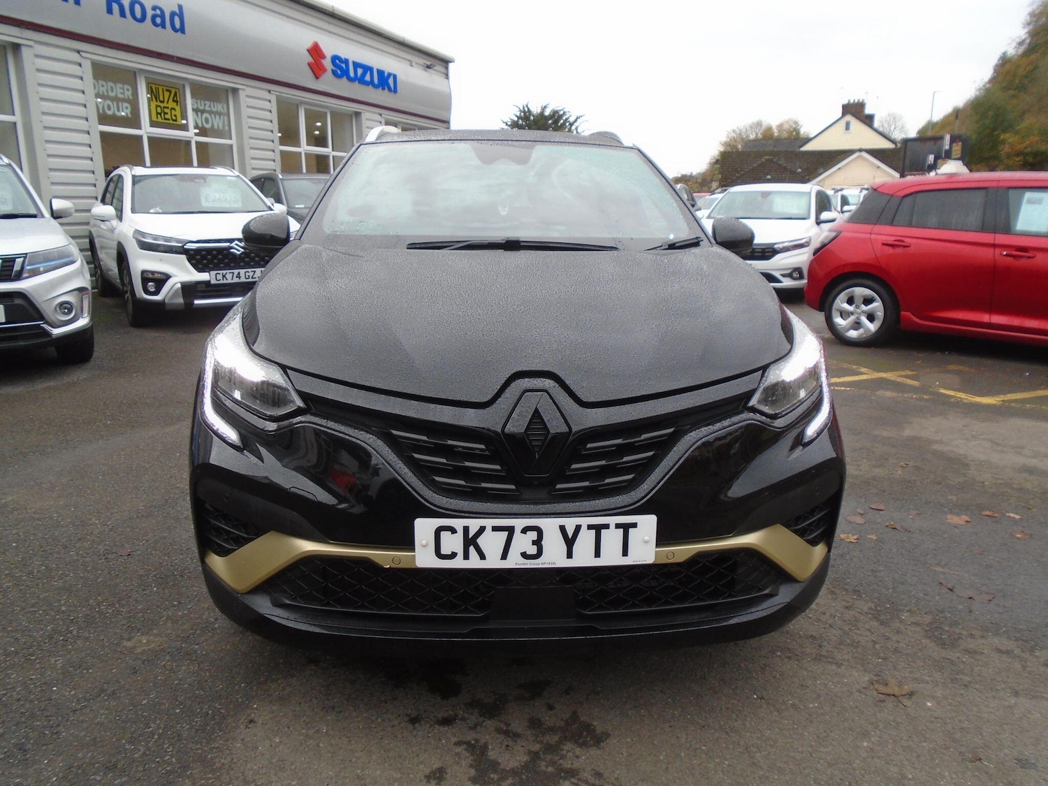 Used Renault Captur 2023 for sale - 76528025: Photo 2