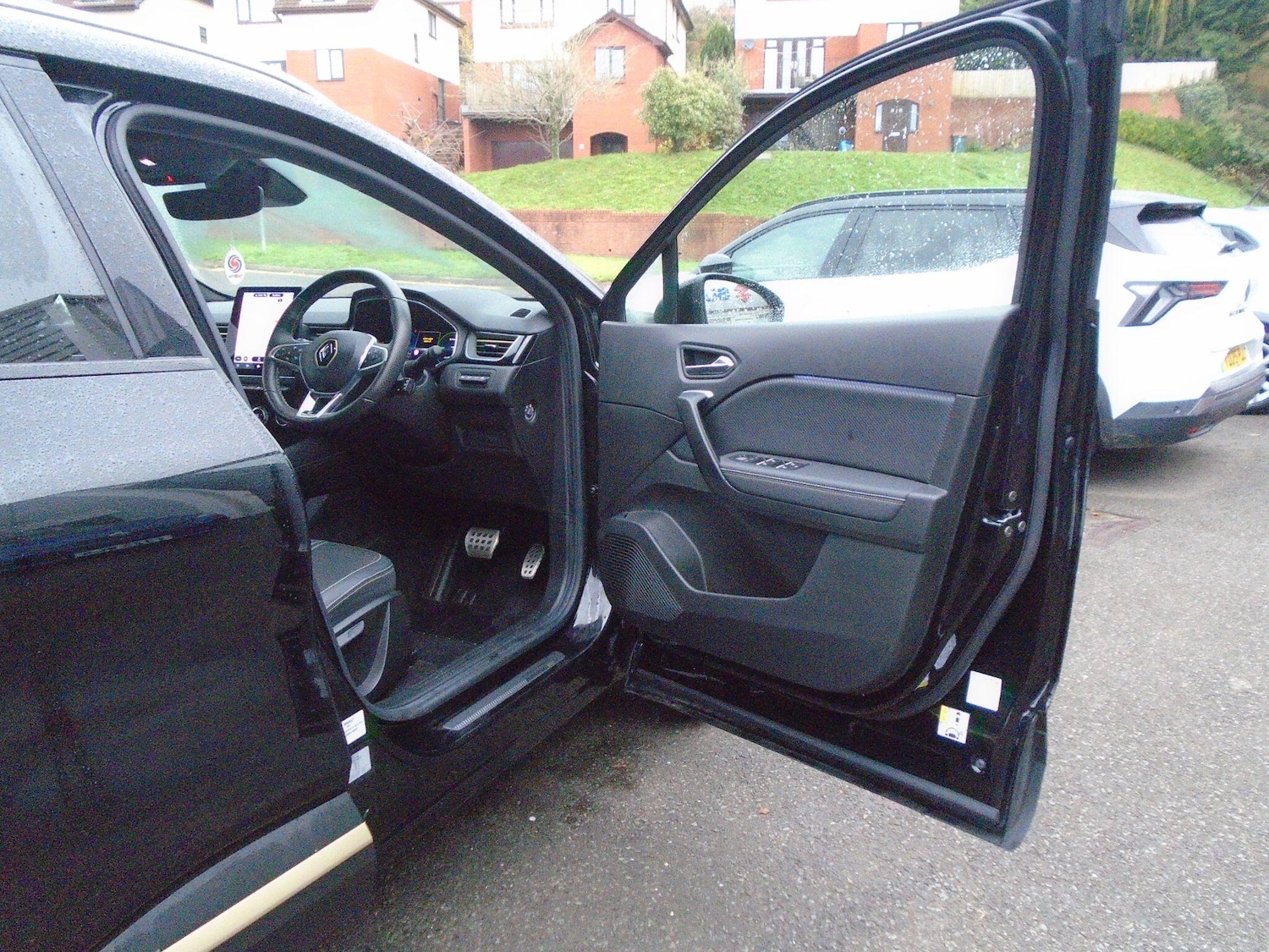 Used Renault Captur 2023 for sale - 76528025: Photo 20