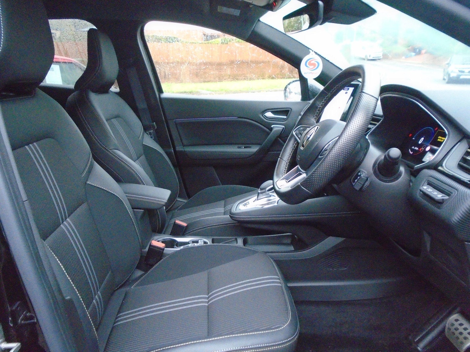 Used Renault Captur 2023 for sale - 76528025: Photo 22