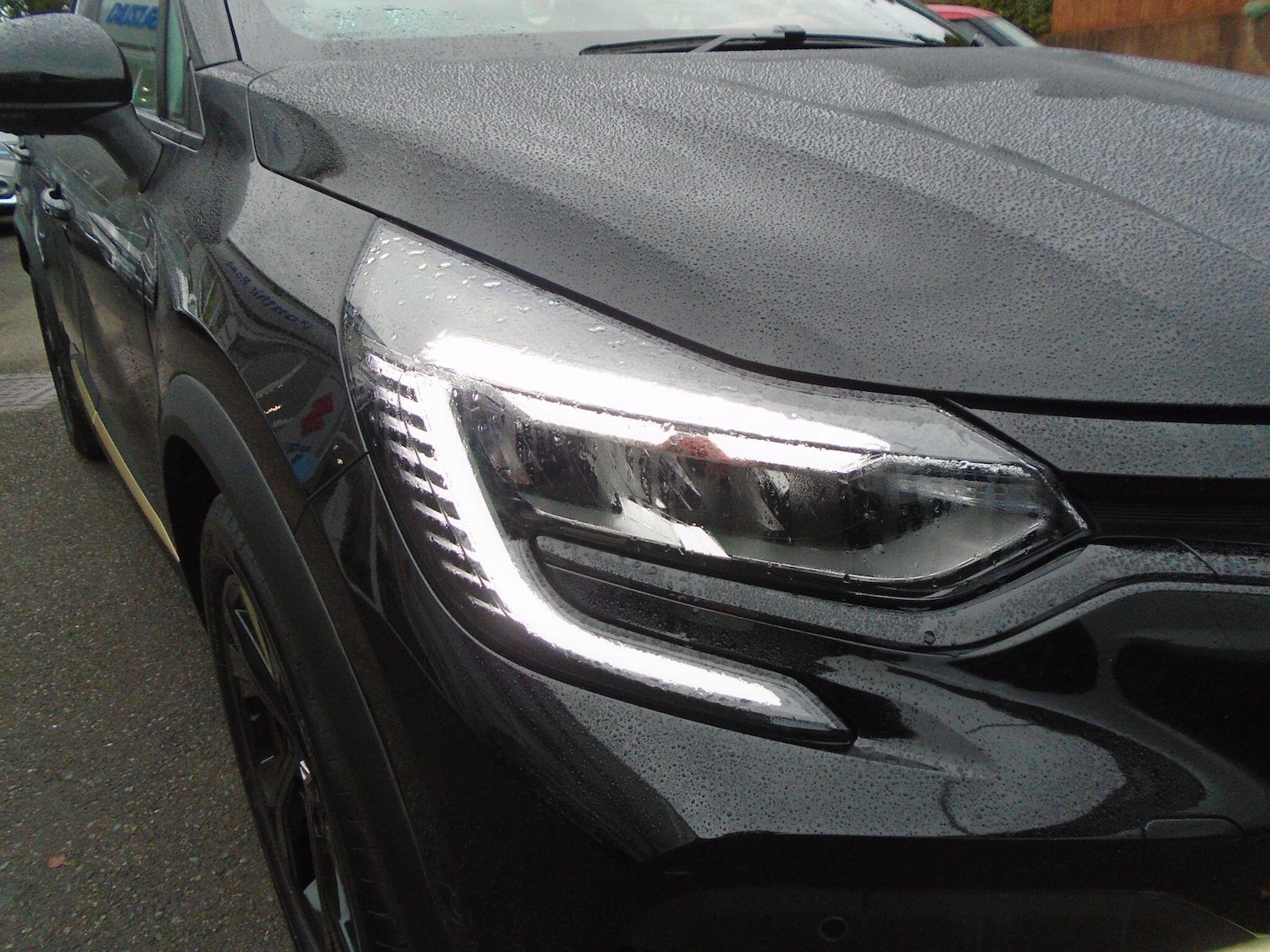 Used Renault Captur 2023 for sale - 76528025: Photo 5