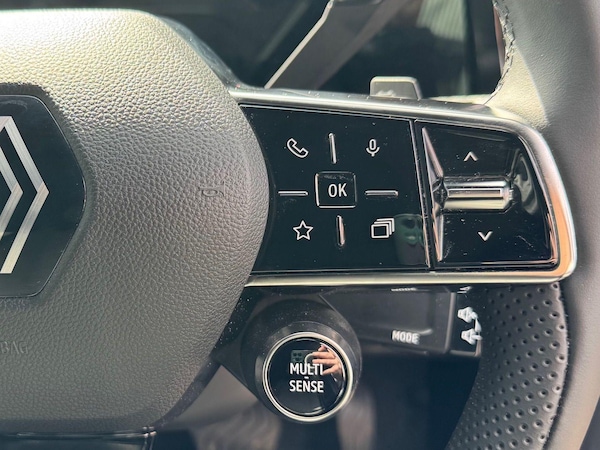 Used Renault Megane E Tech 2024 for sale - 76271000: Photo 28