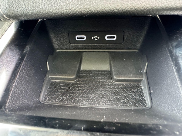 Used Renault Megane E Tech 2024 for sale - 76271000: Photo 34