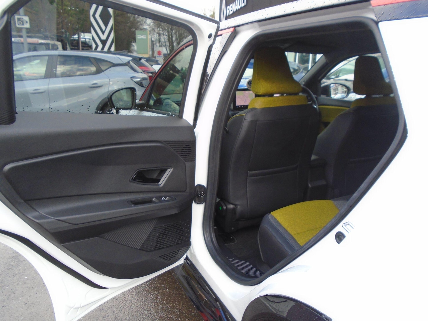 Used Renault 5 E-Tech electric 2025 for sale - 77279002: Photo 33