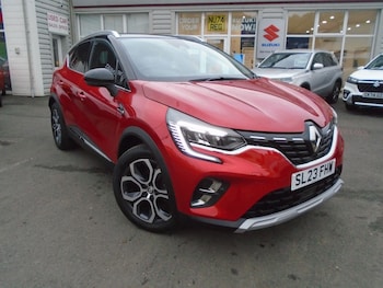 Used Renault Captur 2023 for sale - 76522415: Photo