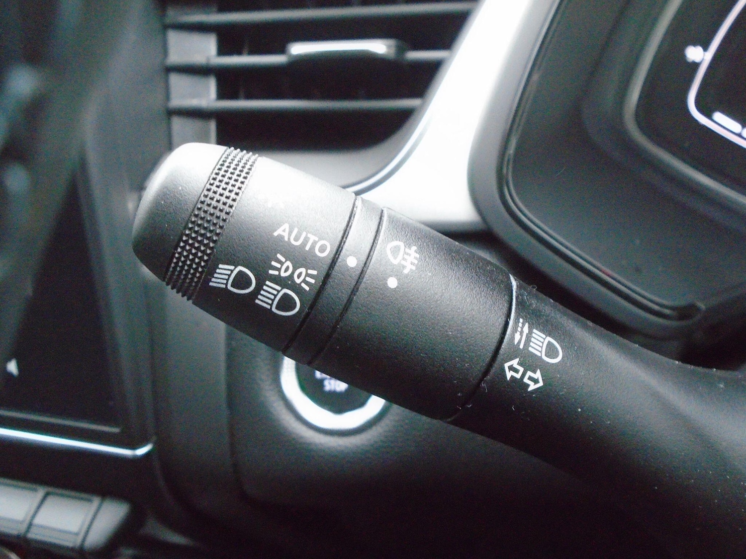 Used Renault Captur 2023 for sale - 76522415: Photo 49