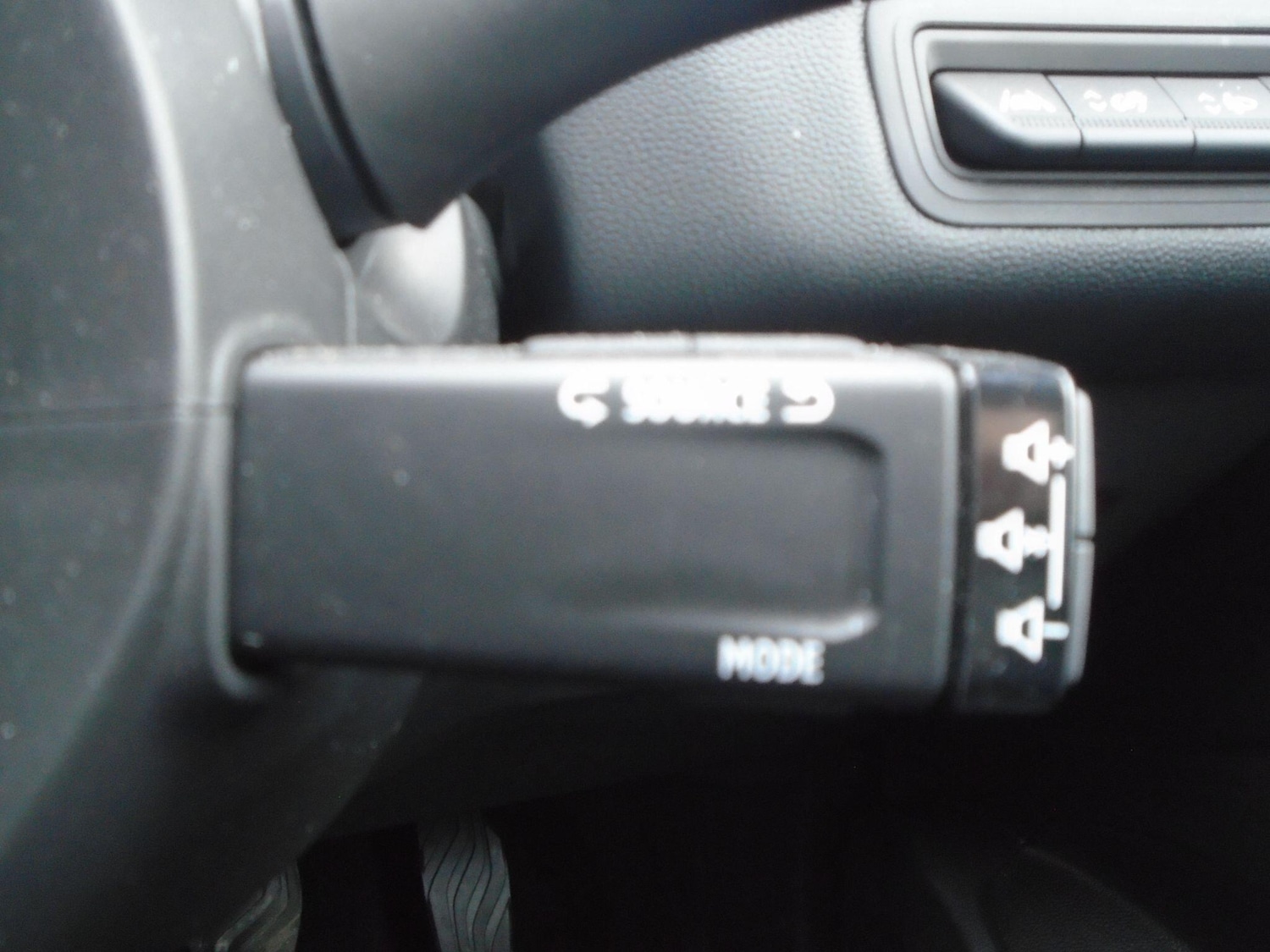 Used Renault Captur 2023 for sale - 76522415: Photo 53