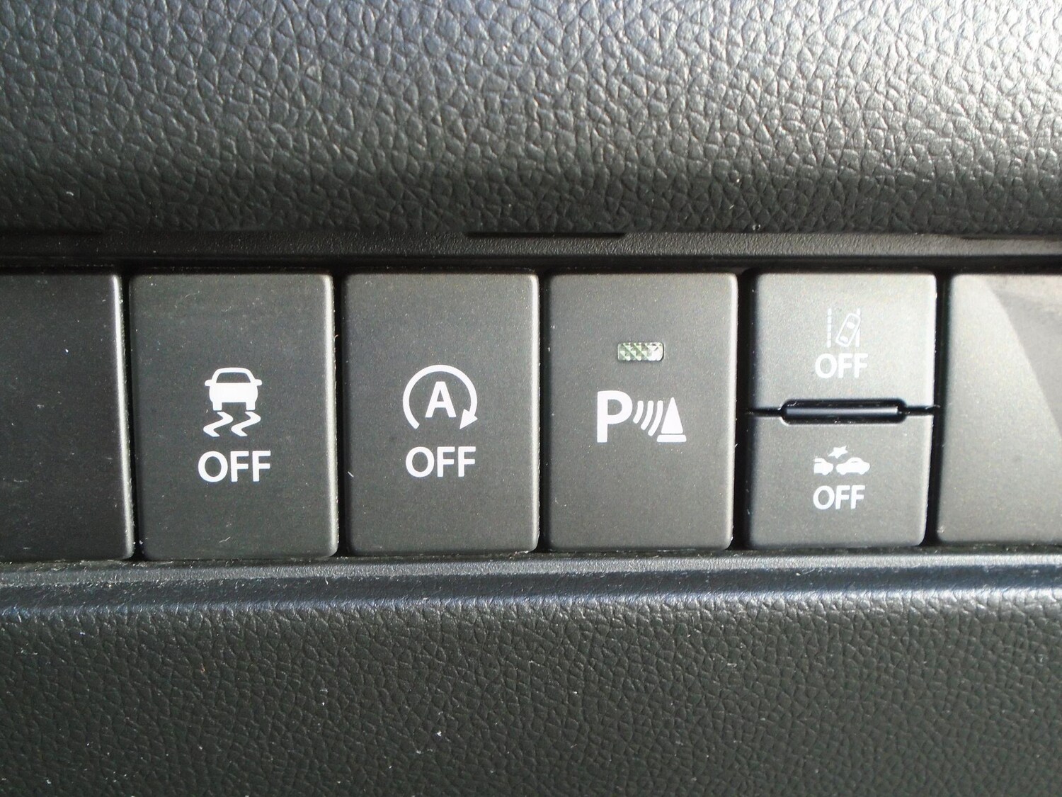 Used Suzuki Swift 2022 for sale - 77838575: Photo 35